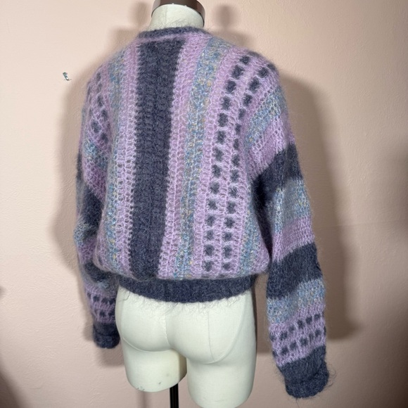 Hold  Mohair wool grandmacore Lavender Grey Crochet Ireland Cardigan Sweater - Picture 7 of 17